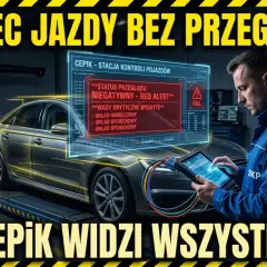 Mechanik sprawdza auto na stacji diagnostycznej. Na ekranie widnieje komunikat o negatywnym statusie przeglądu i wykrytych wadach, co może skutkować konfiskatą samochodu.
