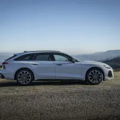 Nowy pakiet serwisowy dla tego eleganckiego kombi. Idealny na górskie wyprawy.