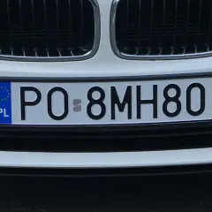 Numer rejestracyjny samochodu PO 8MH80.