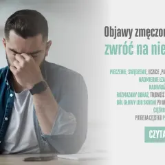 Mężczyzna z bólem głowy i zmęczonymi oczami, objawy takie jak pieczenie, suchość, zamglony obraz, brak zbieżności objawy.