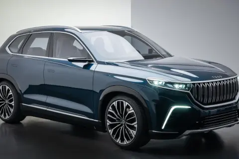 Nowoczesne tureckie samochody TOGG SUV w ciemnogranatowym kolorze, z charakterystycznym grillem i światłami LED.