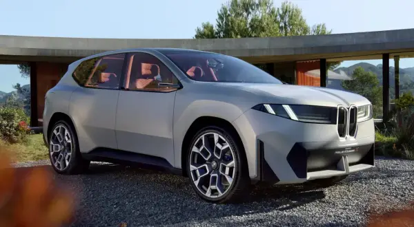 Nowoczesne modele samochodów elektrycznych, jak ten koncept BMW Neue Klasse X, zachwycają designem i technologią.