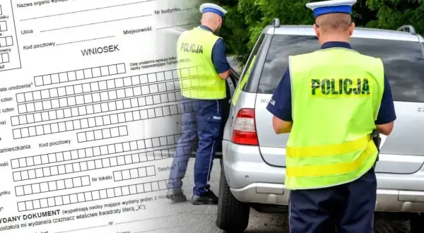 Policjanci w kamizelkach odblaskowych przy samochodzie, obok formularz wniosku. Może to oznaczać kary dla kierowców.