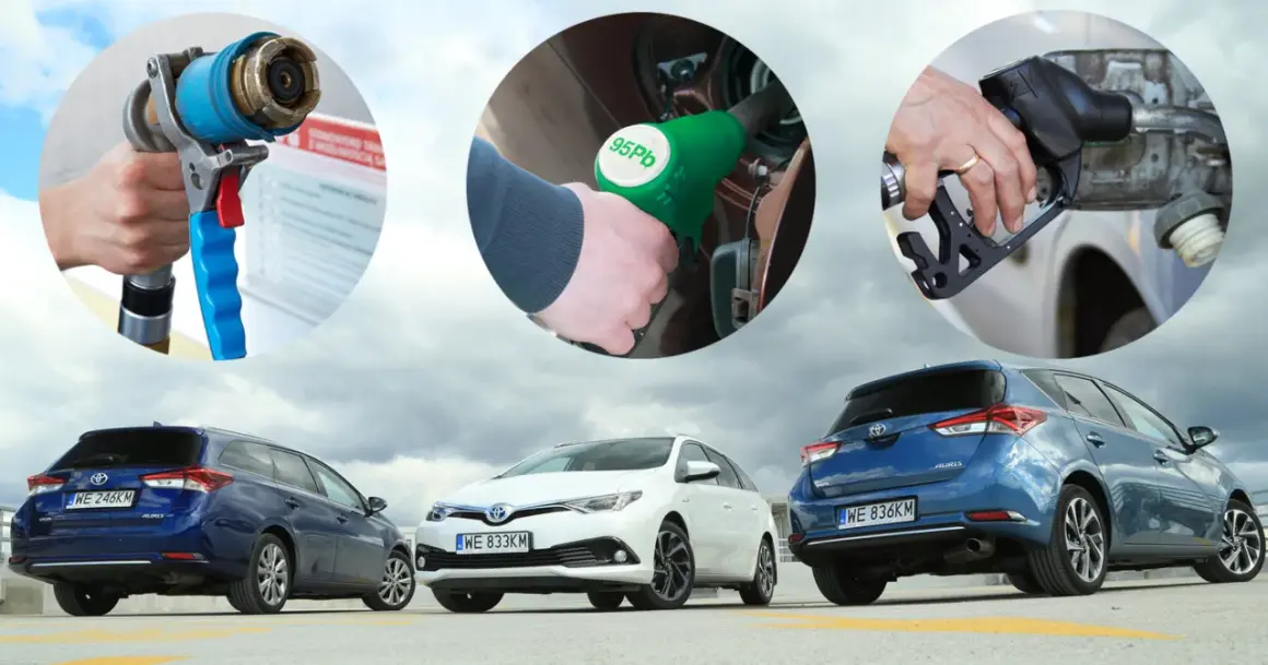 Tankowanie aut spalinowych: pistolety na stacji paliw i trzy samochody Toyota Auris.