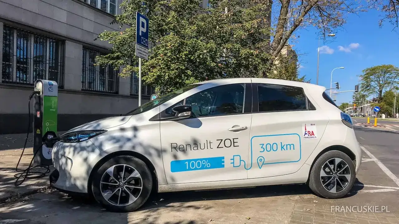 Czy samochód elektryczny się opłaca? Policz realne koszty