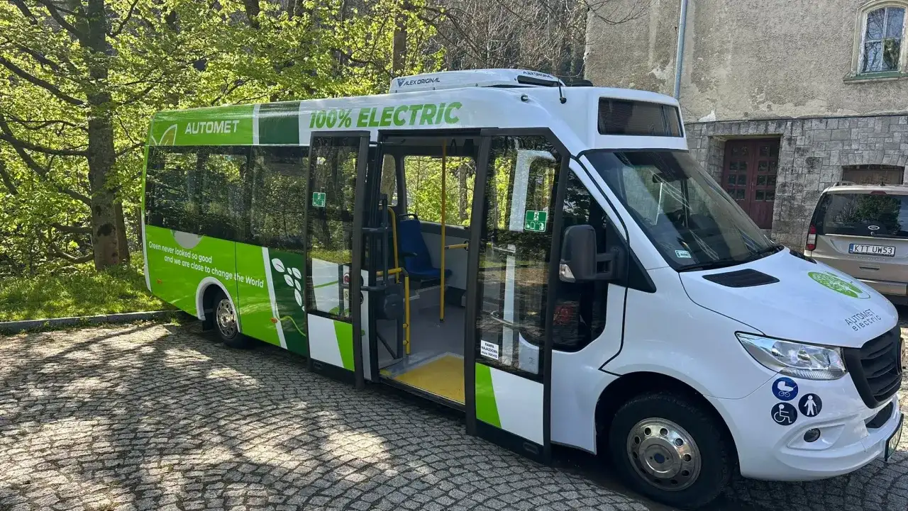 Bus elektryczny - zasięg, koszty i opłacalność zakupu