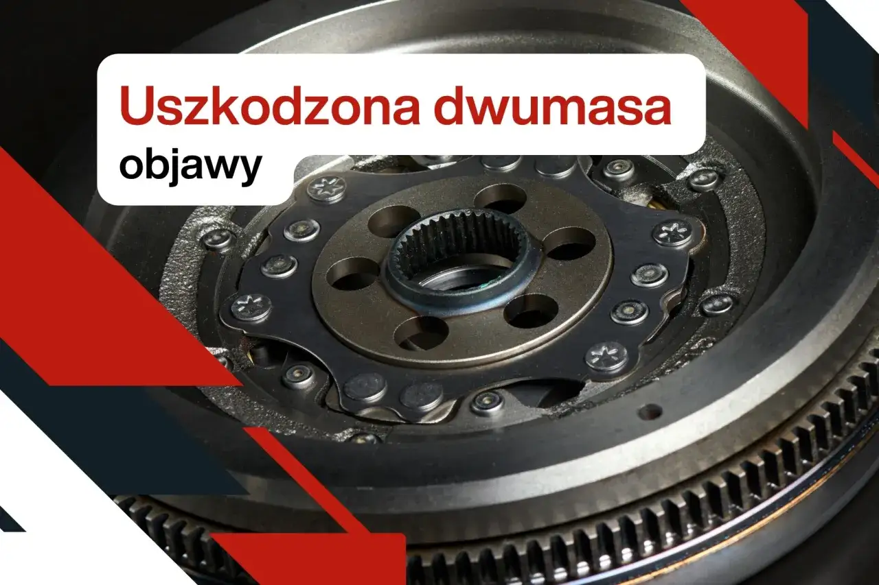 Zbliżenie na uszkodzoną dwumasę w benzynie. Widoczne luzy i zużycie, które mogą wskazywać na problemy z tym elementem.