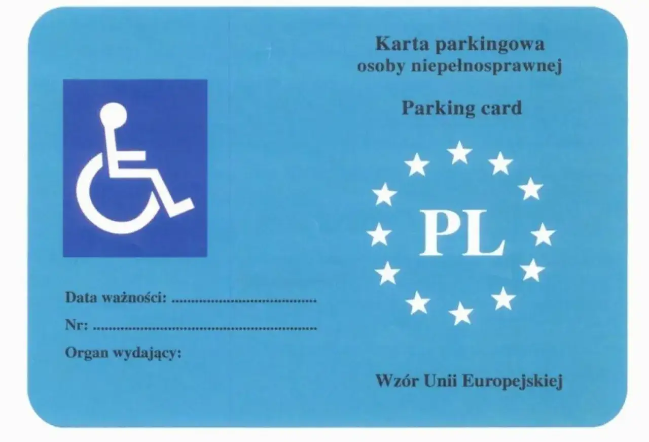 Karta parkingowa osoby niepełnosprawnej z symbolem wózka inwalidzkiego i napisem 