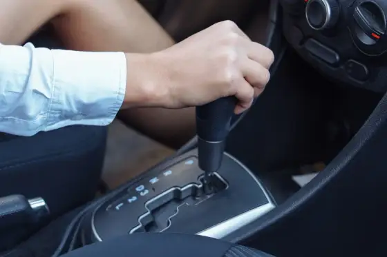 Automatyczna skrzynia biegów - jak jeździć i kiedy serwisować?